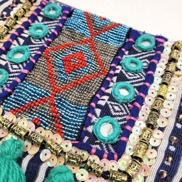 NWT Beaded Embroidered Tassel Makeup Pouch Zipper Bag Boho Seashell Travel Weave - Picture 2 of 8